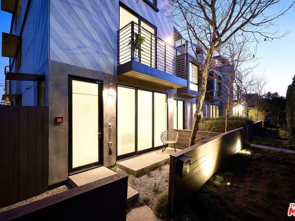 748 Brooks Avenue, Venice CA 90291