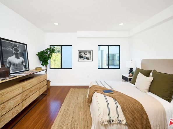 748 Brooks Avenue, Venice CA 90291