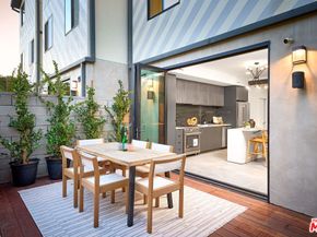 748 Brooks Avenue, Venice CA 90291