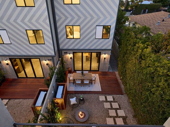 748 Brooks Avenue, Venice CA 90291
