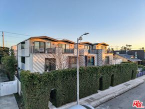 748 Brooks Avenue, Venice CA 90291