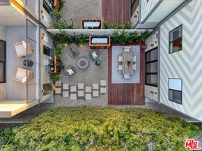 748 Brooks Avenue, Venice CA 90291