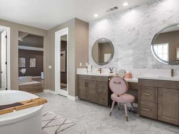 62 Poncho, Irvine CA 92602