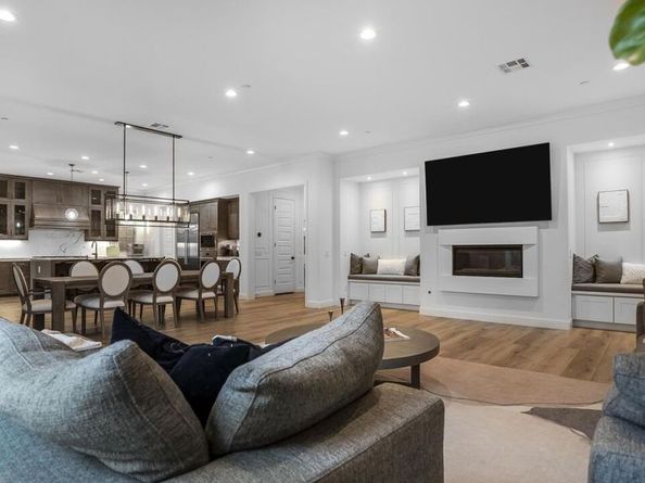 62 Poncho, Irvine CA 92602