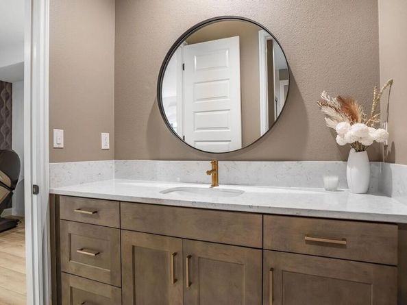 62 Poncho, Irvine CA 92602