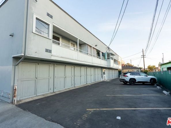 107 N Columbus Avenue, Glendale CA 91203