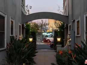 107 N Columbus Avenue, Glendale CA 91203