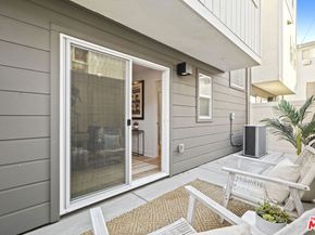 5257 N Rainier Way, Valley Village CA 91607