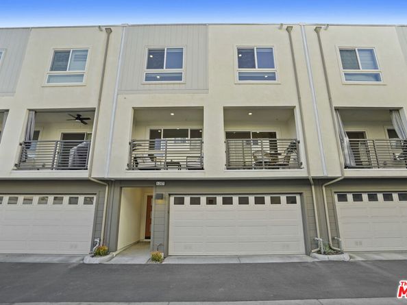 5257 N Rainier Way, Valley Village CA 91607