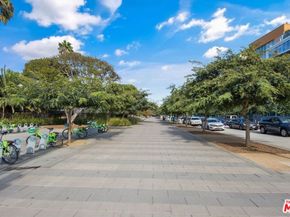 1705 Ocean 412, Santa Monica CA 90401