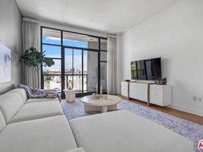 3223 W 6th Street 206, Los Angeles CA 90020