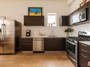 1912 Broadway 205, Santa Monica CA 90404