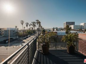 1912 Broadway 205, Santa Monica CA 90404