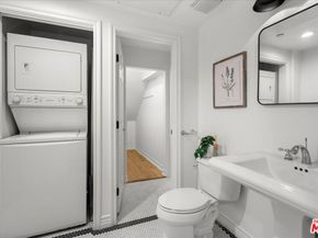 5935 Playa Vista Drive 113, Playa Vista CA 90094