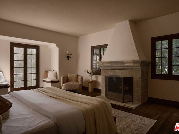 545 S Rimpau Boulevard, Los Angeles CA 90020