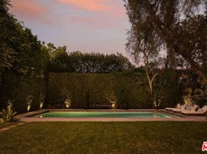 545 S Rimpau Boulevard, Los Angeles CA 90020