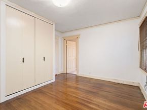 806 S Cochran Avenue, Los Angeles CA 90036