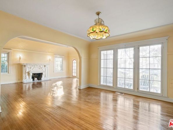 806 S Cochran Avenue, Los Angeles CA 90036