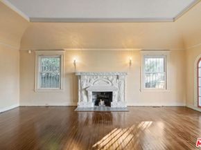 806 S Cochran Avenue, Los Angeles CA 90036