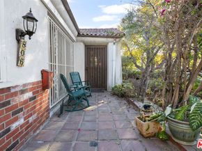 806 S Cochran Avenue, Los Angeles CA 90036
