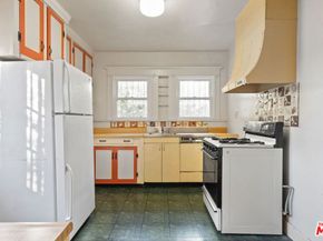 806 S Cochran Avenue, Los Angeles CA 90036