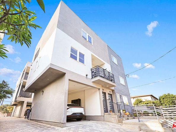 146 Rosemont Avenue, Los Angeles CA 90026