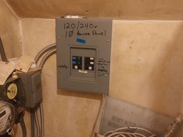 626 S Cloverdale Avenue, Los Angeles CA 90036