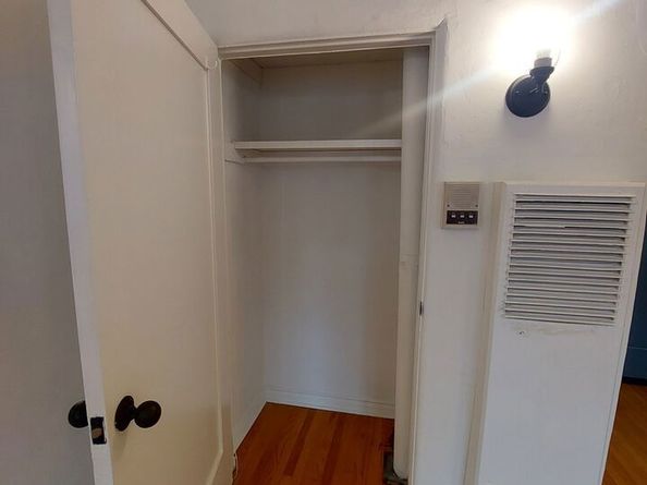 626 S Cloverdale Avenue, Los Angeles CA 90036