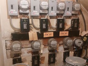 626 S Cloverdale Avenue, Los Angeles CA 90036