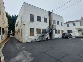 626 S Cloverdale Avenue, Los Angeles CA 90036
