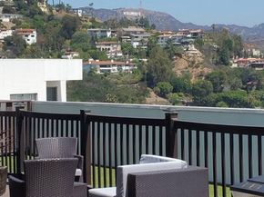 7250 Franklin Avenue 1112, Los Angeles CA 90046