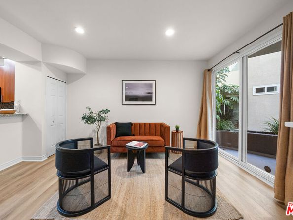 620 S Gramercy Place 103, Los Angeles CA 90005