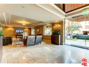 620 S Gramercy Place 103, Los Angeles CA 90005