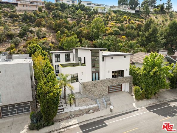 2437 Apollo Drive, Los Angeles CA 90046