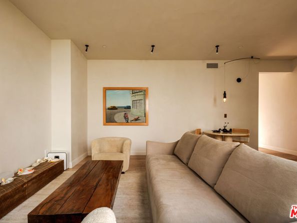 956 5th Street C, Santa Monica CA 90403