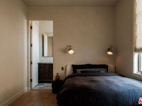 956 5th Street C, Santa Monica CA 90403