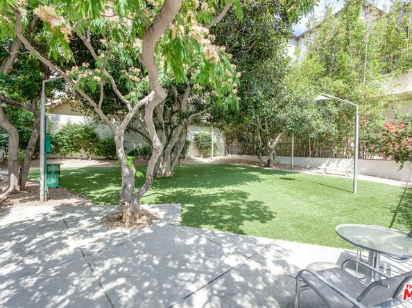 1155 N La Cienega Boulevard 814, West Hollywood CA 90069