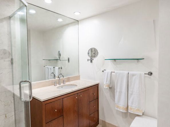 1155 N La Cienega Boulevard 814, West Hollywood CA 90069