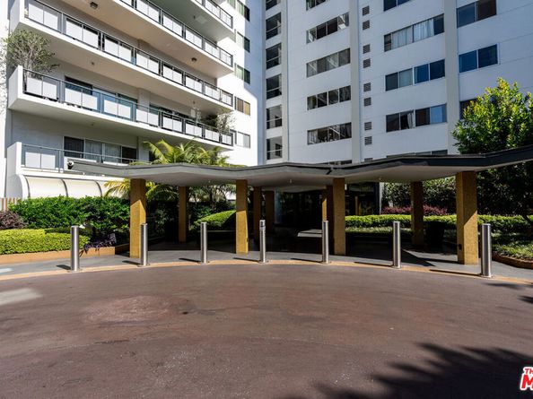 1155 N La Cienega Boulevard 814, West Hollywood CA 90069