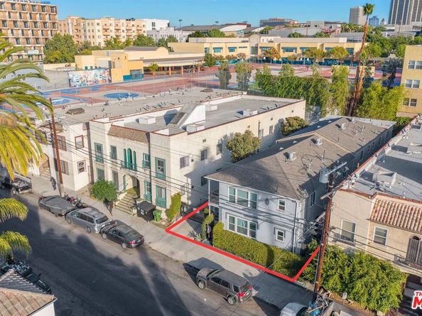 334 Witmer Street, Los Angeles CA 90017