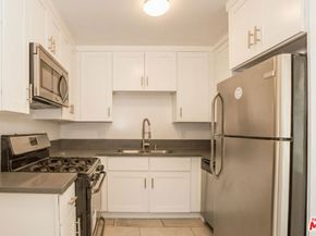 334 Witmer Street, Los Angeles CA 90017