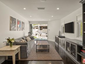 10465 Kinnard Avenue, Los Angeles CA 90024