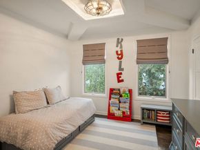 10465 Kinnard Avenue, Los Angeles CA 90024