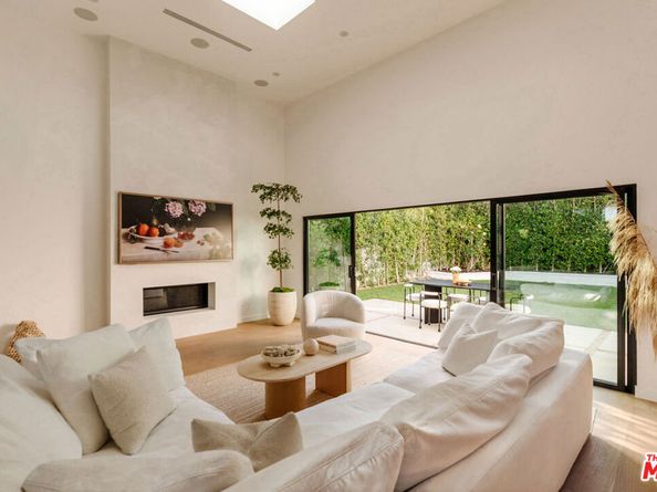 11827 Wagner Street, Culver City CA 90230