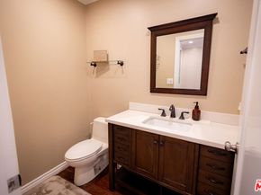 6449 Radford Avenue, North Hollywood CA 91606