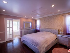 6449 Radford Avenue, North Hollywood CA 91606