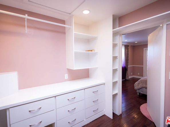 6449 Radford Avenue, North Hollywood CA 91606