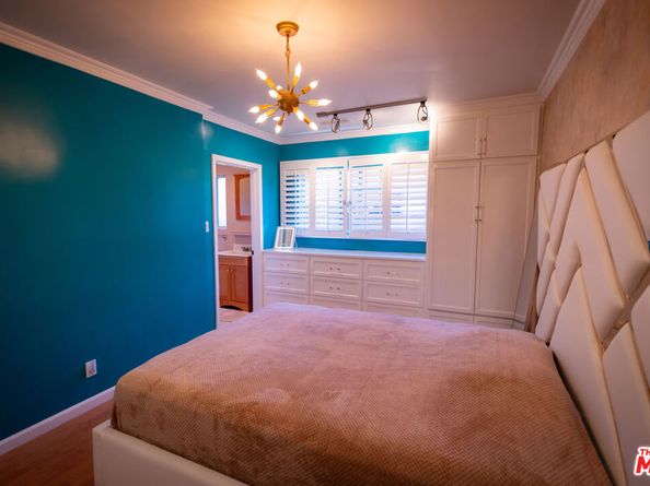 6449 Radford Avenue, North Hollywood CA 91606