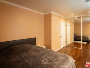 6449 Radford Avenue, North Hollywood CA 91606