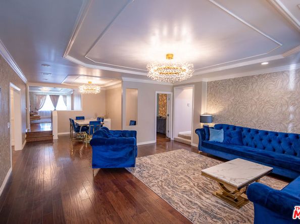 6449 Radford Avenue, North Hollywood CA 91606